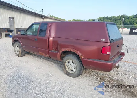 1998 Chevrolet S-10 Ls from USA, damaged, VIN 1GCDT19X5W8125052